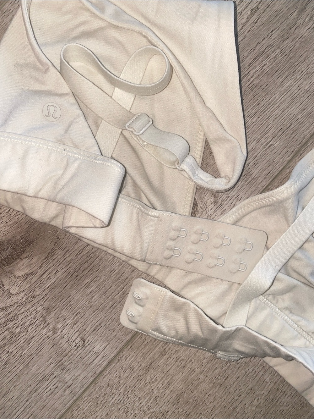 🥥Lululemon Wundermost Ultra-Soft Nulu
Triangle Bralette - Size 10 A-D Cups - Picture 9 of 13